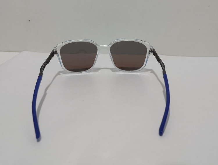 عینک آفتابی مردانه ورزشی اوکلی کد OX8193